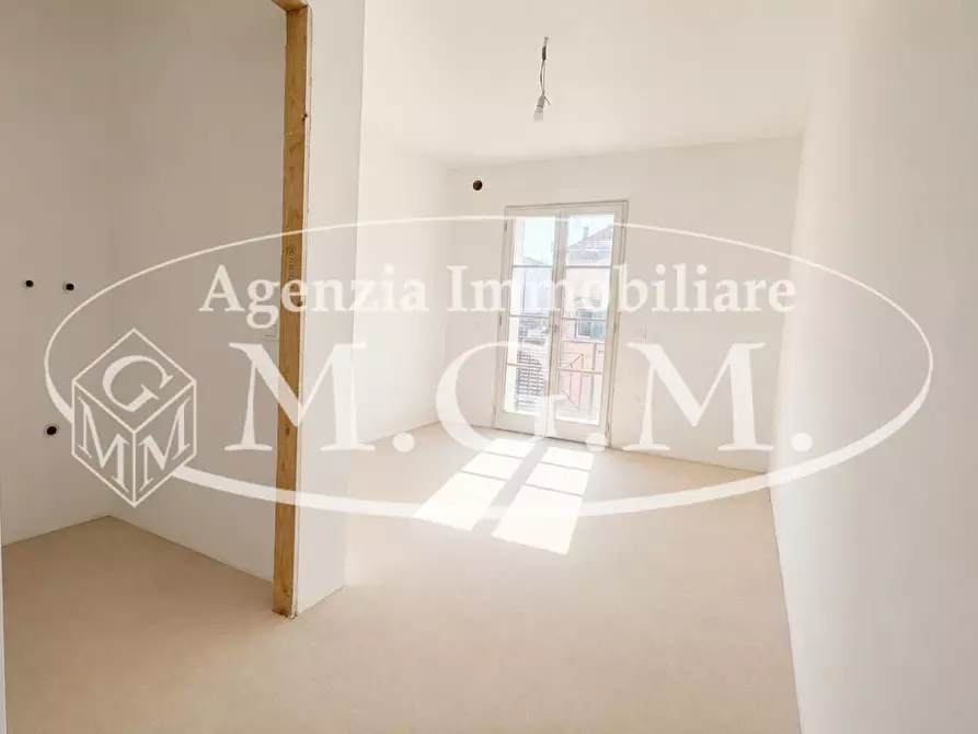 Immagine 7 di Mansarda in vendita  a Pontedera