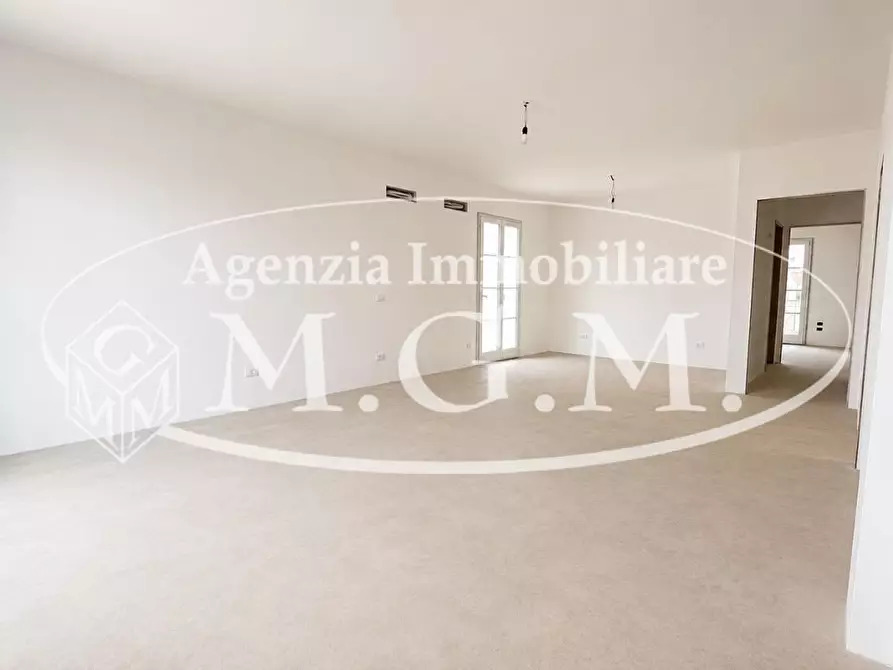 Immagine 4 di Mansarda in vendita  a Pontedera
