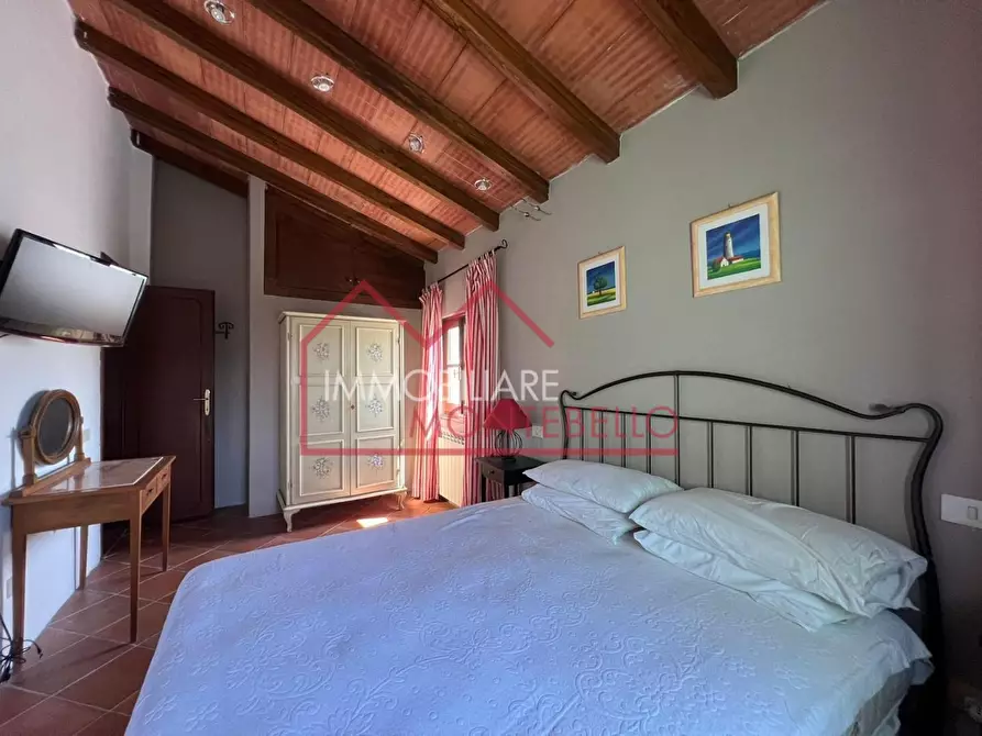 Immagine 30 di Rustico / casale in vendita  a Camaiore