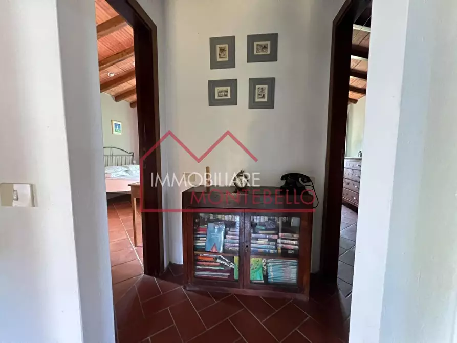 Immagine 34 di Rustico / casale in vendita  a Camaiore