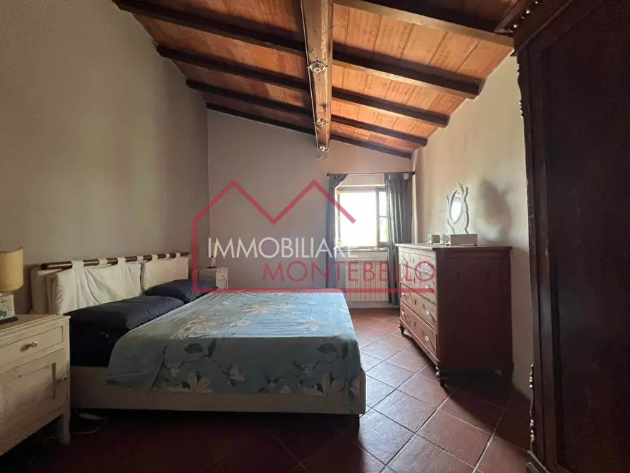 Immagine 41 di Rustico / casale in vendita  a Camaiore
