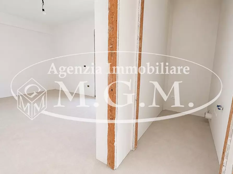 Immagine 8 di Appartamento in vendita  a Pontedera