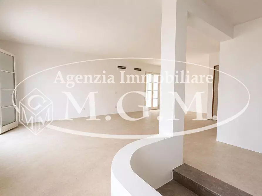 Immagine 5 di Mansarda in vendita  a Pontedera