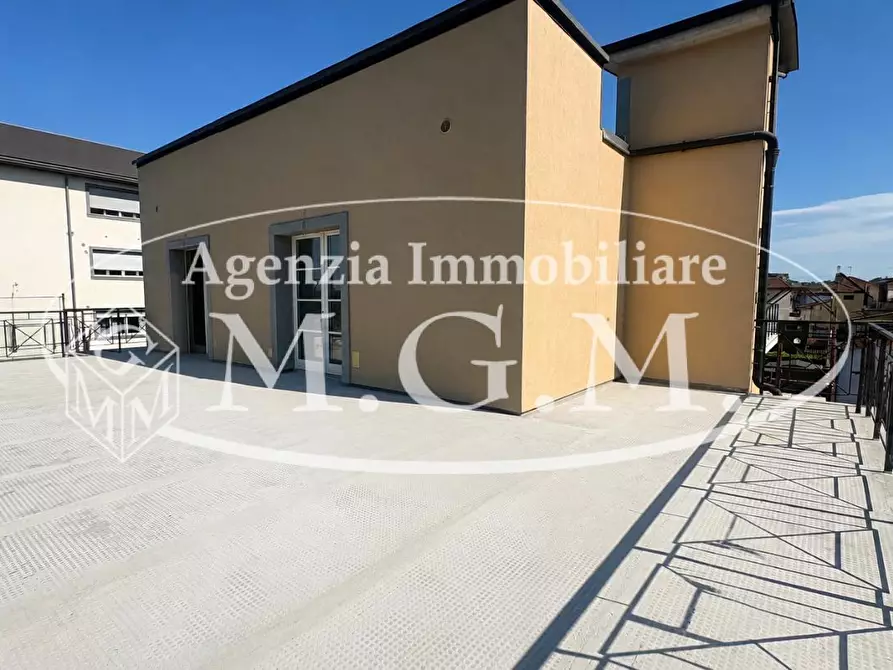 Immagine 12 di Mansarda in vendita  a Pontedera
