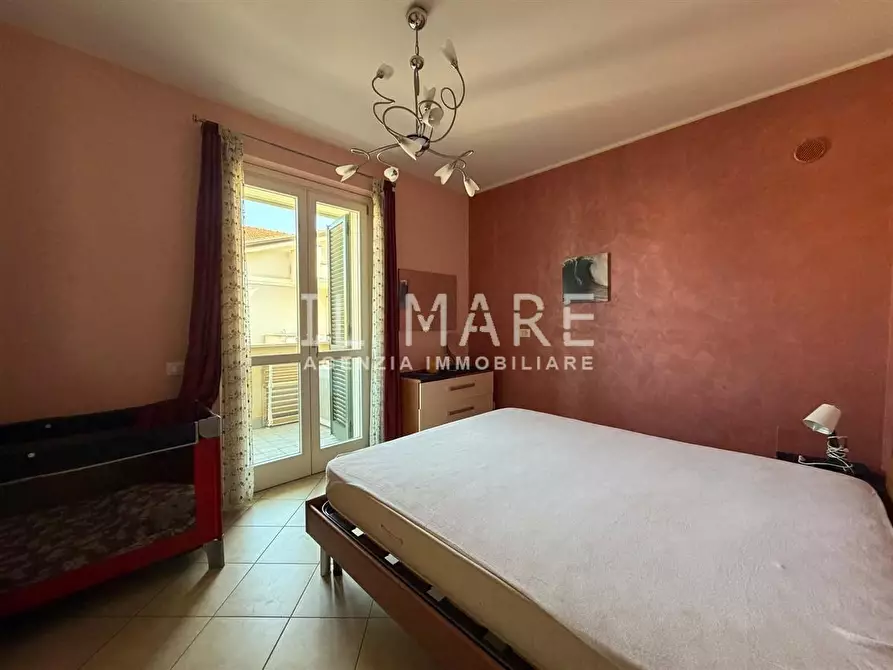 Immagine 20 di Appartamento in vendita  a Massa