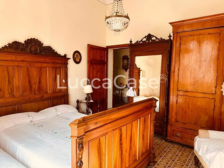 Immagine 26 di Villa in vendita  a Barga