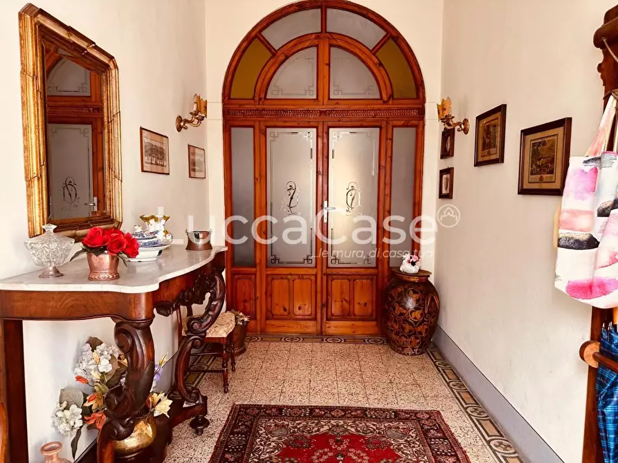 Immagine 17 di Villa in vendita  a Barga