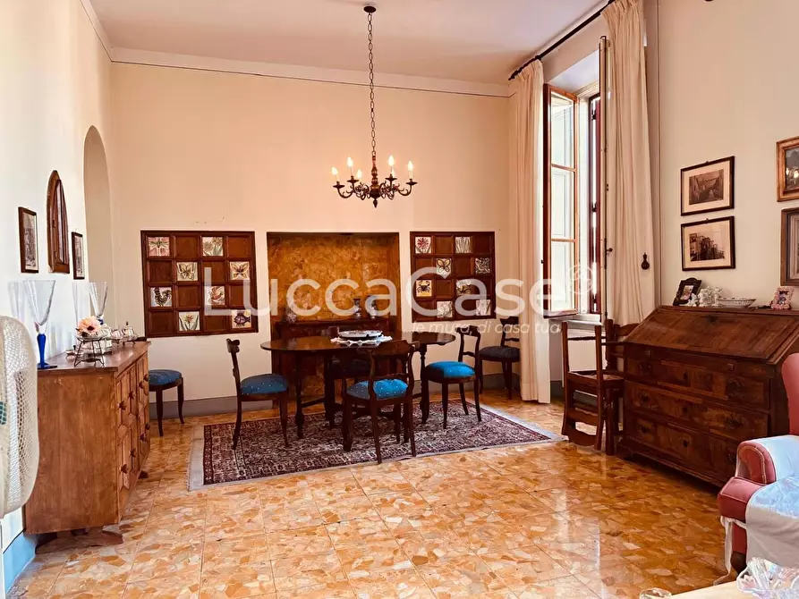 Immagine 12 di Villa in vendita  a Barga