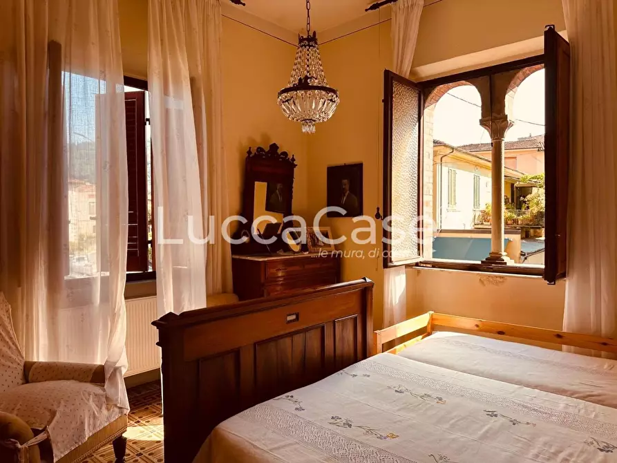 Immagine 27 di Villa in vendita  a Barga