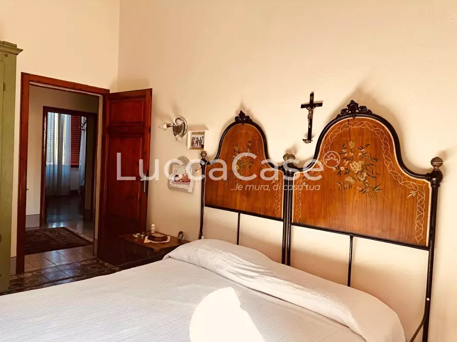 Immagine 30 di Villa in vendita  a Barga