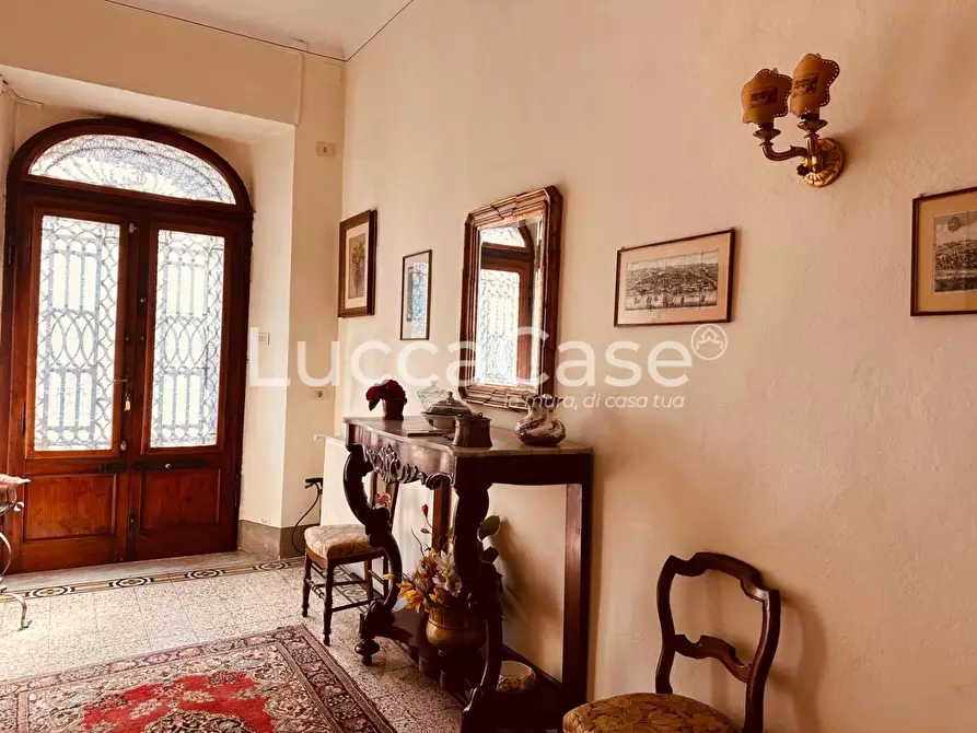 Immagine 16 di Villa in vendita  a Barga