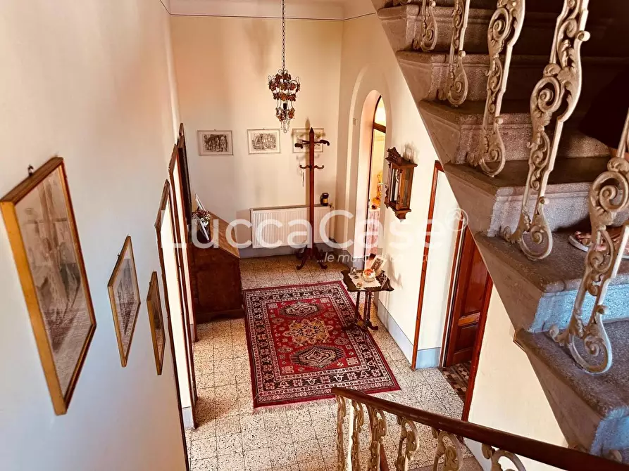 Immagine 19 di Villa in vendita  a Barga