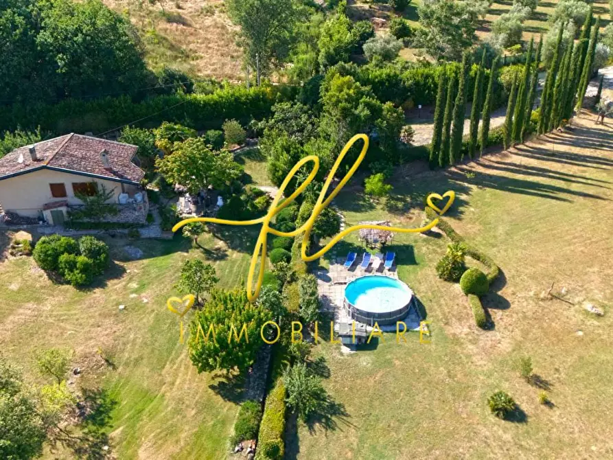 Immagine 5 di Villa in vendita  a Monteverdi Marittimo