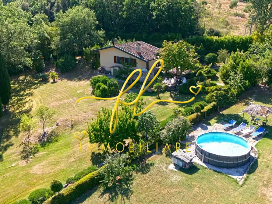 Immagine 1 di Villa in vendita  a Monteverdi Marittimo