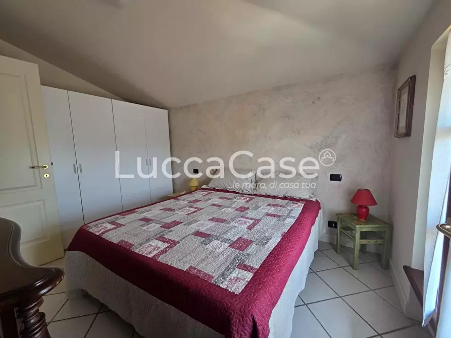 Immagine 7 di Appartamento in vendita  a Camaiore