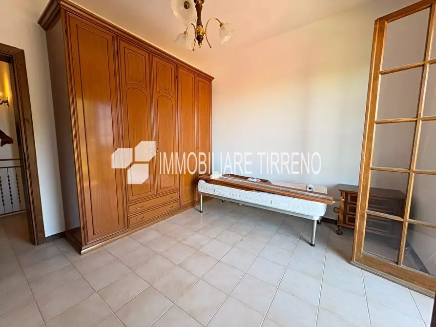 Immagine 12 di Casa bifamiliare in vendita  a Montignoso