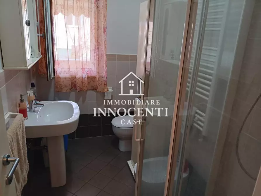 Immagine 8 di Appartamento in vendita  a Massa