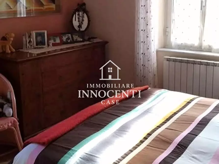 Immagine 13 di Terratetto in vendita  a Massa