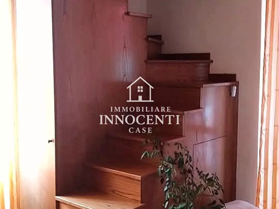 Immagine 11 di Terratetto in vendita  a Massa