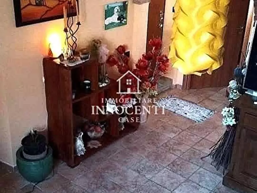Immagine 2 di Terratetto in vendita  a Massa