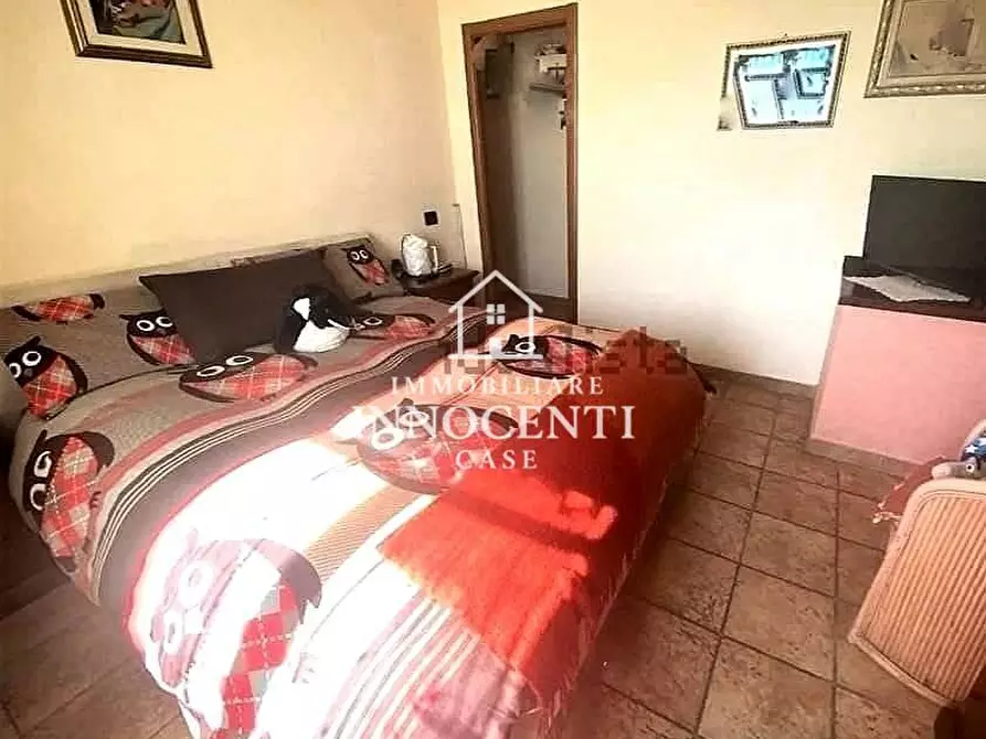 Immagine 18 di Terratetto in vendita  a Massa