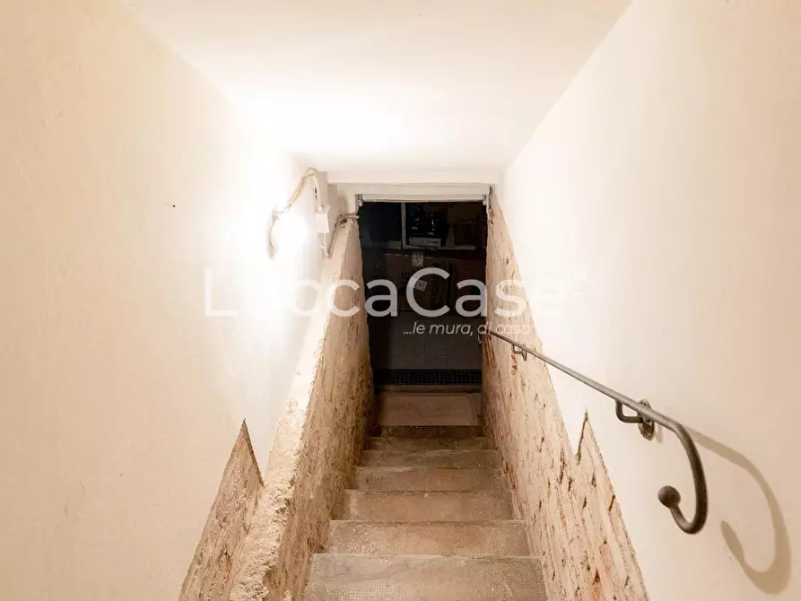 Immagine 11 di Villa in vendita  a Montecatini Terme