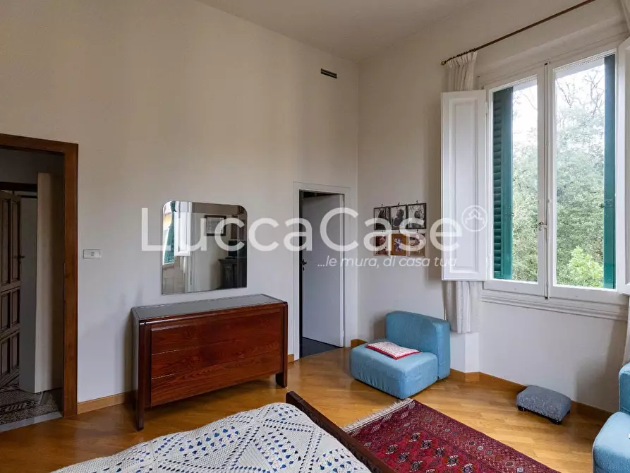 Immagine 22 di Villa in vendita  a Montecatini Terme