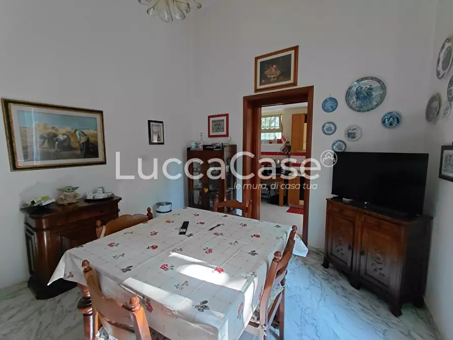 Immagine 10 di Villa in vendita  a Montecatini Terme