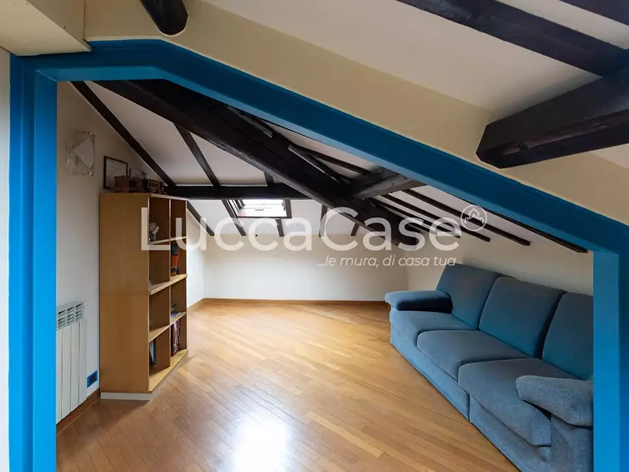 Immagine 23 di Villa in vendita  a Montecatini Terme