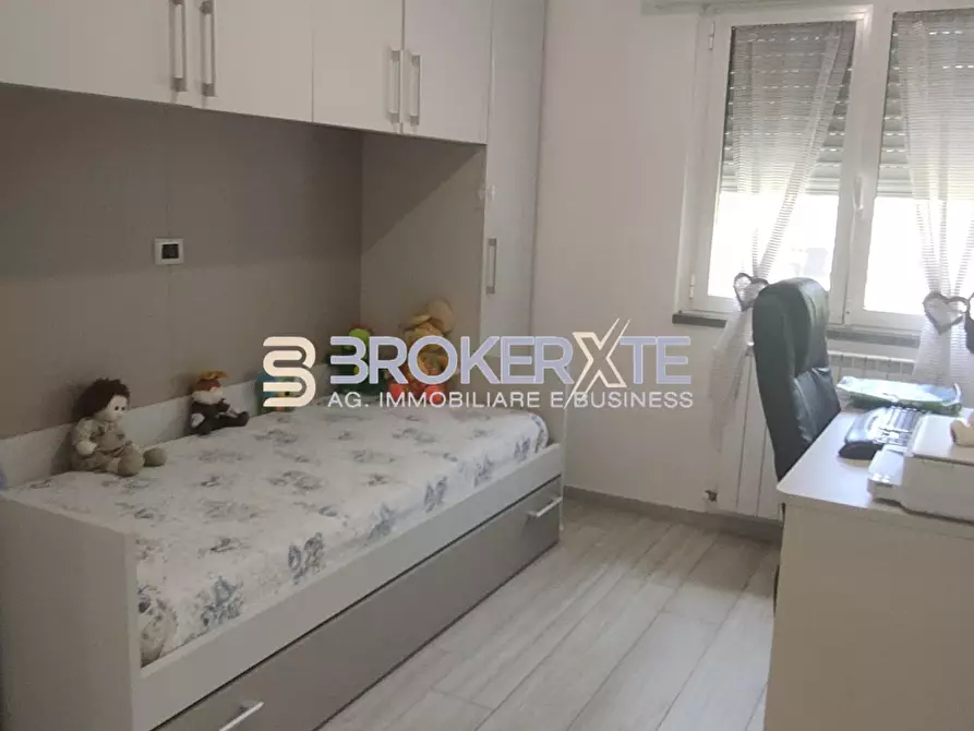 Immagine 8 di Casa indipendente in vendita  a Massa