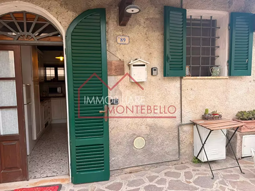 Immagine 6 di Terratetto in vendita  a Camaiore