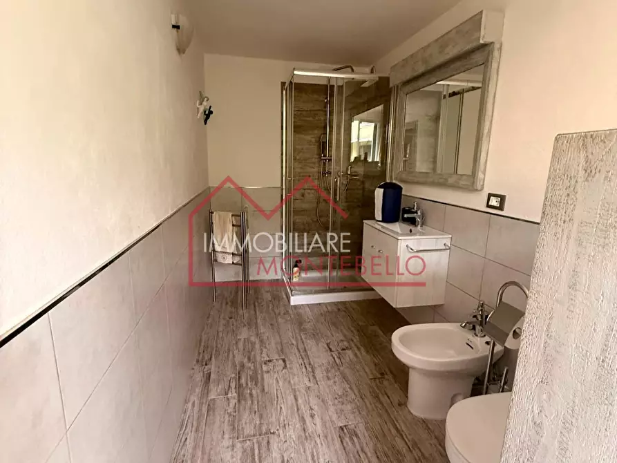 Immagine 28 di Terratetto in vendita  a Camaiore