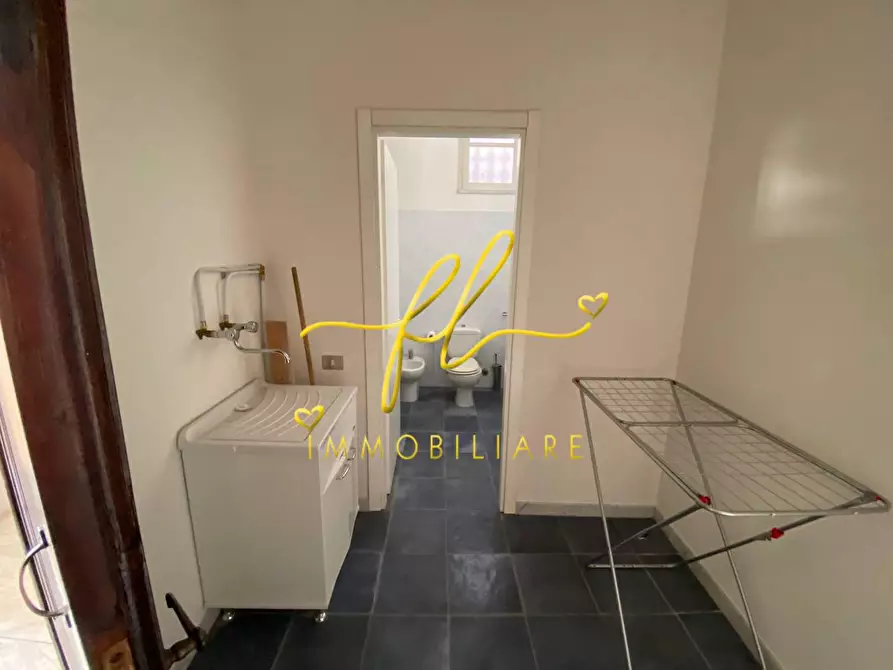 Immagine 25 di Immobile di prestigio in vendita  a Carrara