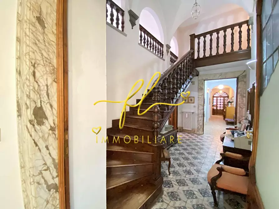 Immagine 31 di Immobile di prestigio in vendita  a Carrara