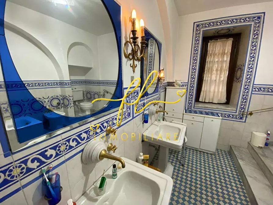 Immagine 16 di Immobile di prestigio in vendita  a Carrara