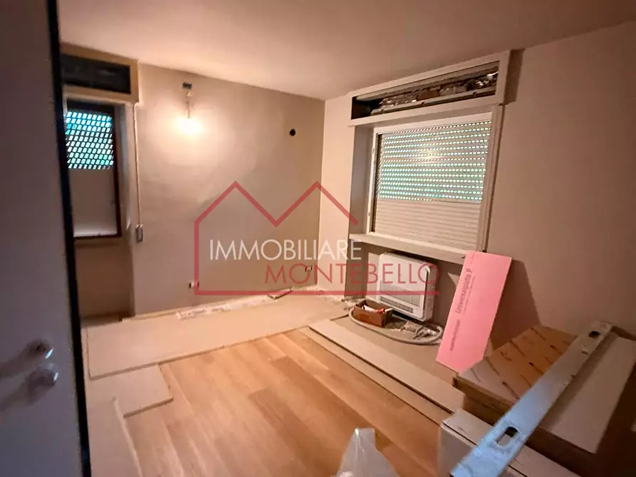 Immagine 3 di Appartamento in vendita  a Camaiore