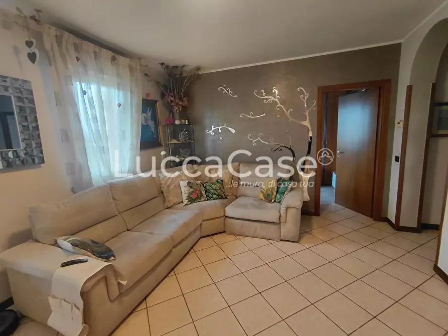Immagine 2 di Appartamento in vendita  a Altopascio