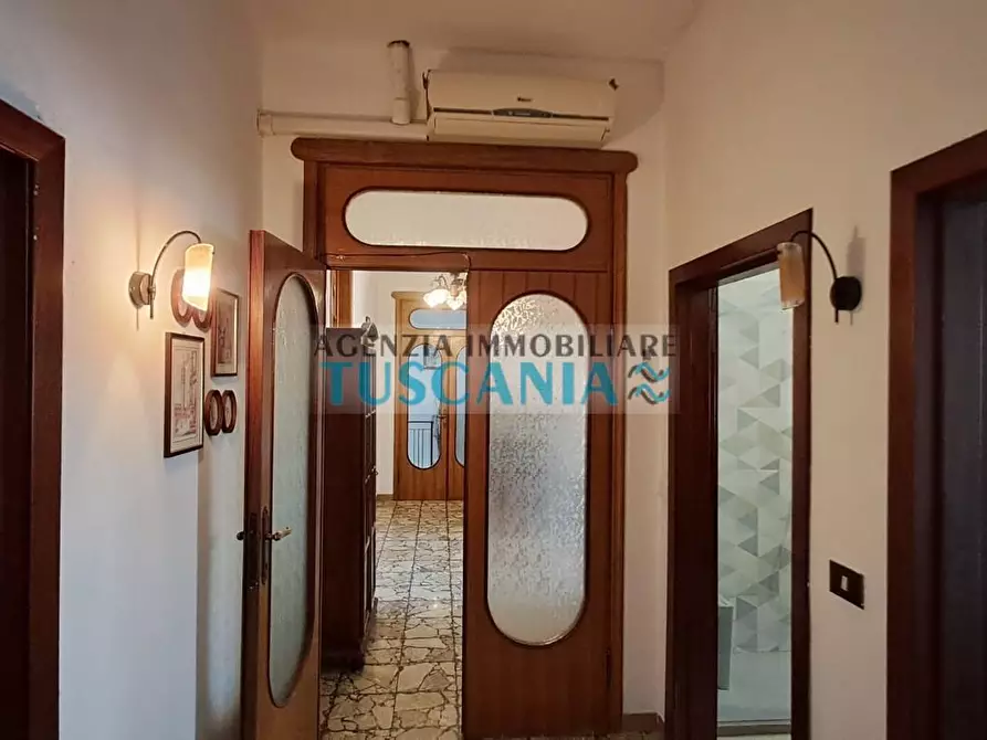 Immagine 9 di Appartamento in vendita  a Cecina