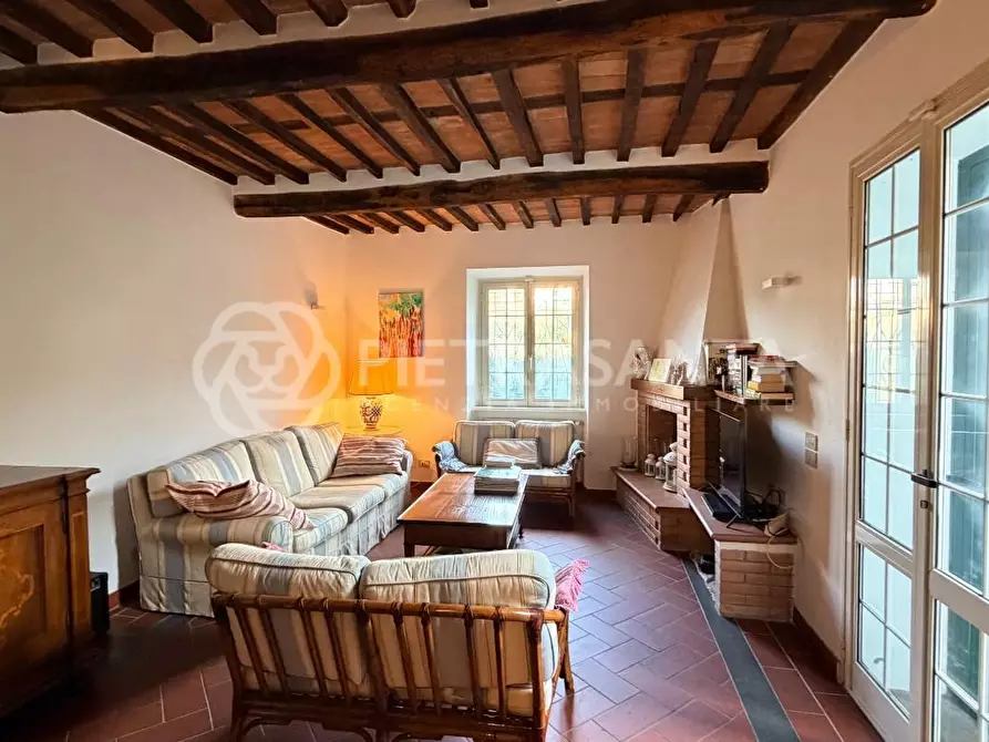 Immagine 21 di Villa in affitto  a Pietrasanta
