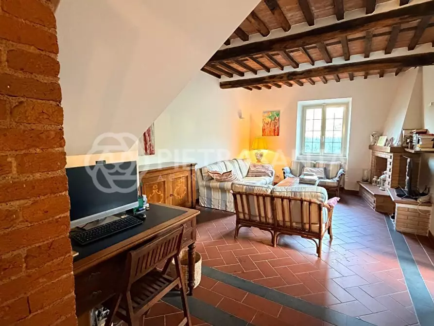 Immagine 23 di Villa in affitto  a Pietrasanta