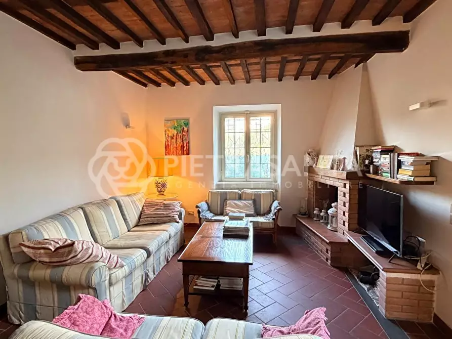 Immagine 20 di Villa in affitto  a Pietrasanta