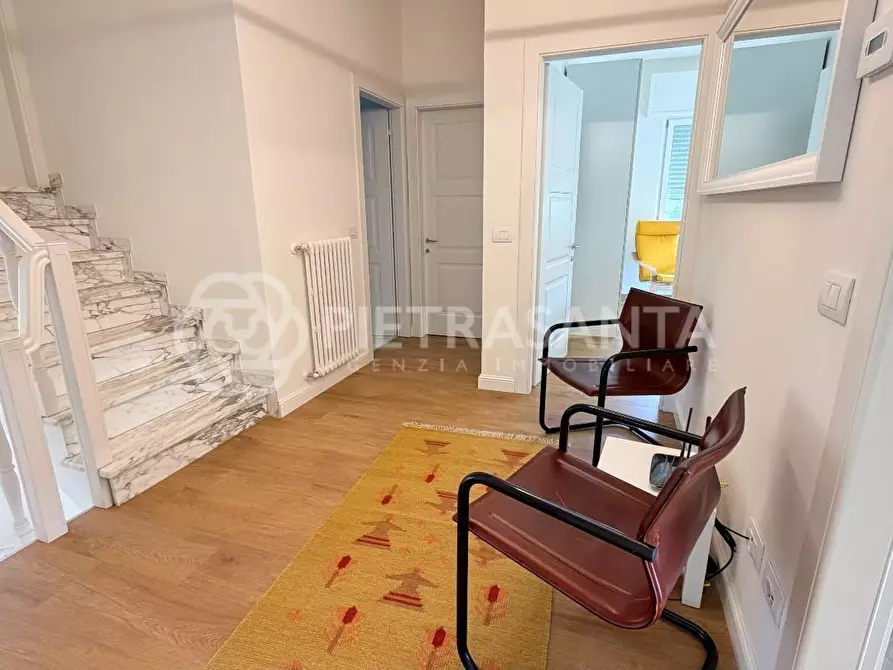 Immagine 27 di Villa in affitto  a Pietrasanta