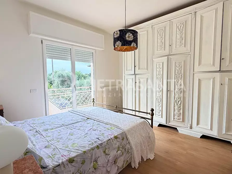 Immagine 7 di Villa in affitto  a Pietrasanta