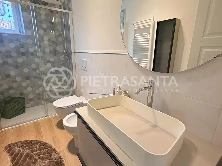 Immagine 29 di Villa in affitto  a Pietrasanta