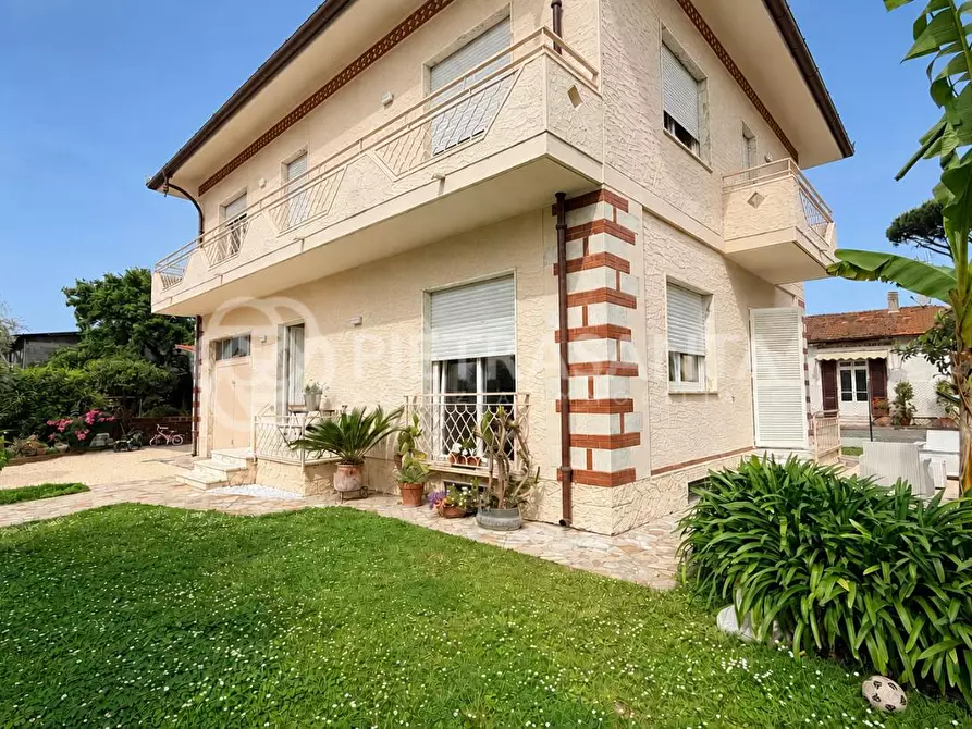 casa indipendente in affitto a Pietrasanta