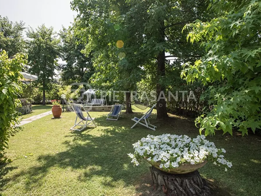 Immagine 13 di Villa in affitto  a Forte Dei Marmi