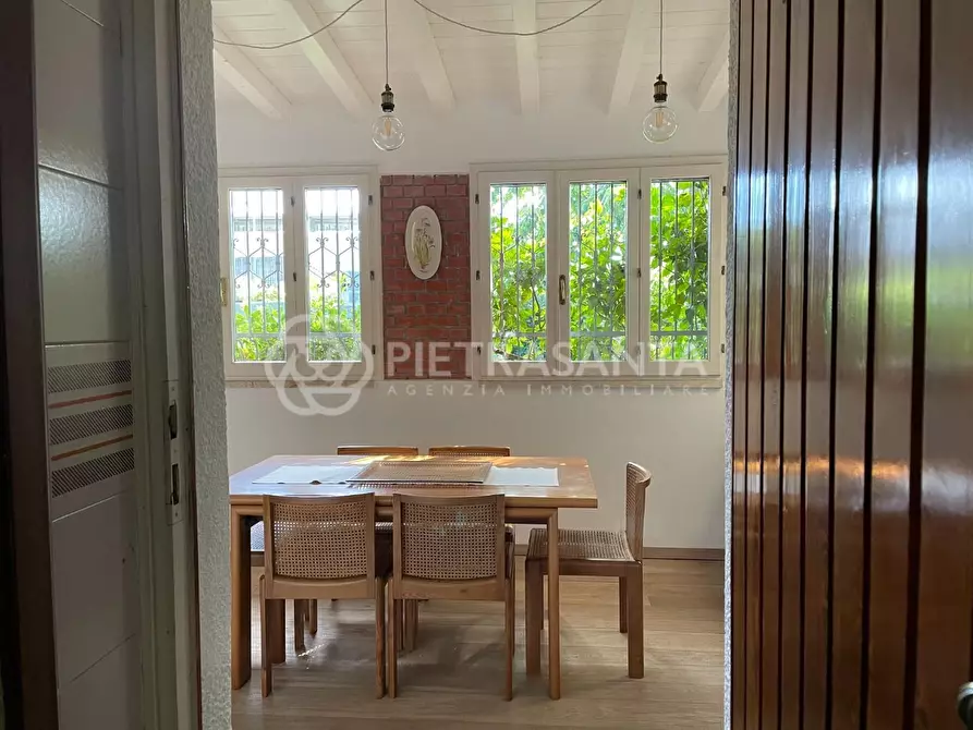 Immagine 29 di Villa in affitto  a Forte Dei Marmi