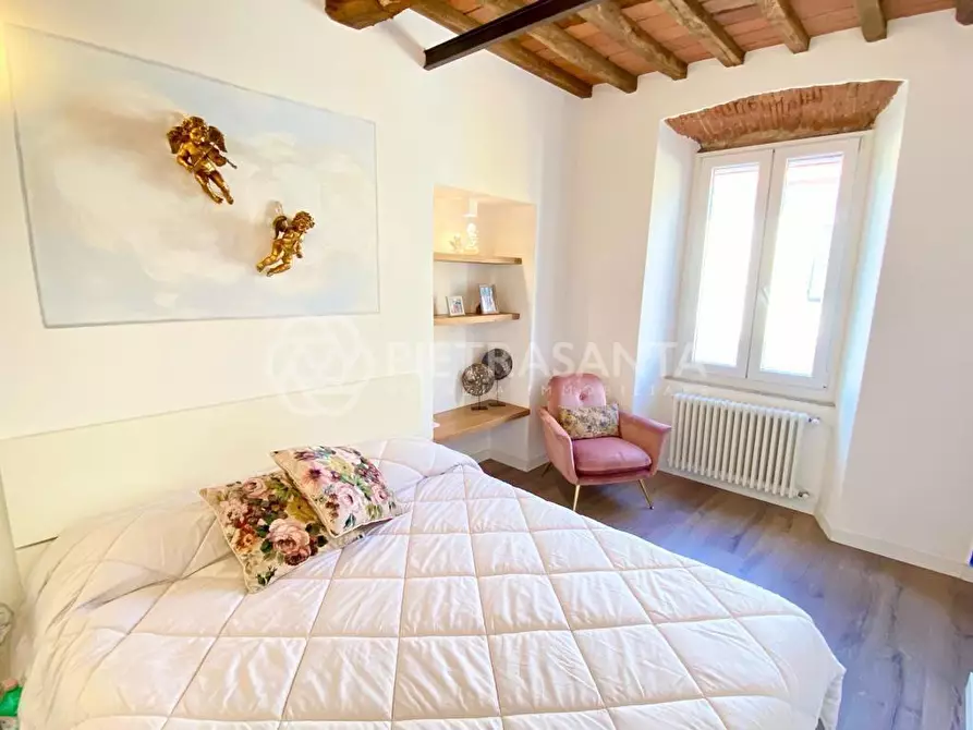 Immagine 28 di Appartamento in affitto  a Pietrasanta