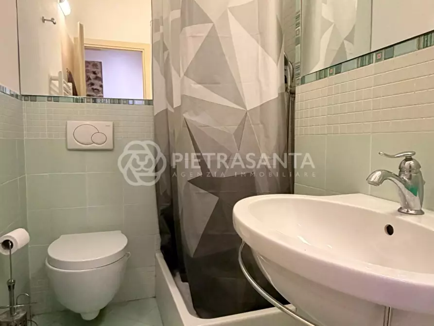 Immagine 16 di Appartamento in affitto  a Pietrasanta