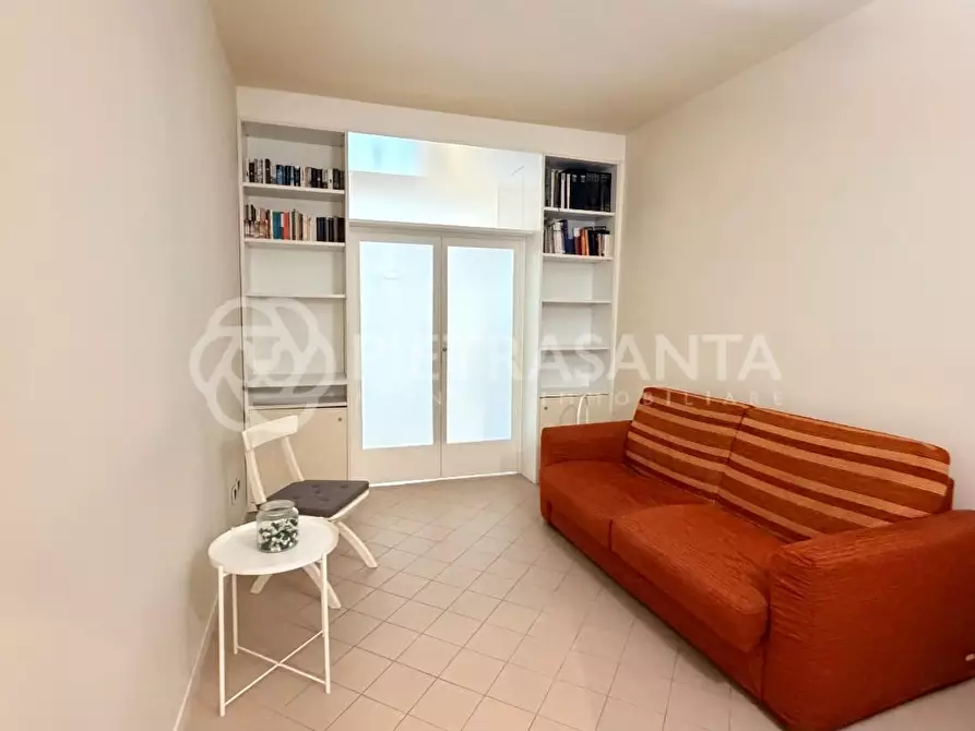 Immagine 11 di Appartamento in affitto  a Pietrasanta